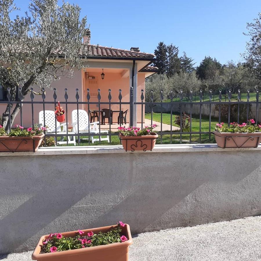 Residence Ai Campi Da Golf Saturnia Exterior photo